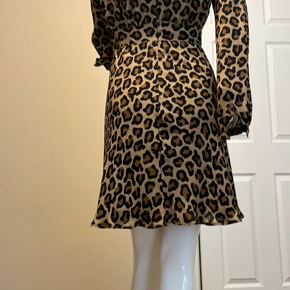 Tory Burch 100% Silk Leopard Print Long Sleeve Fit & Flare Mini Dress Size 6 EUC